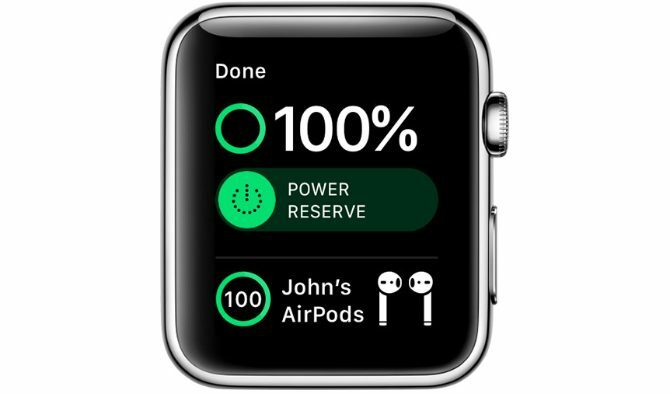 מרכז הבקרה של Apple Watch המציג סוללת AirPods