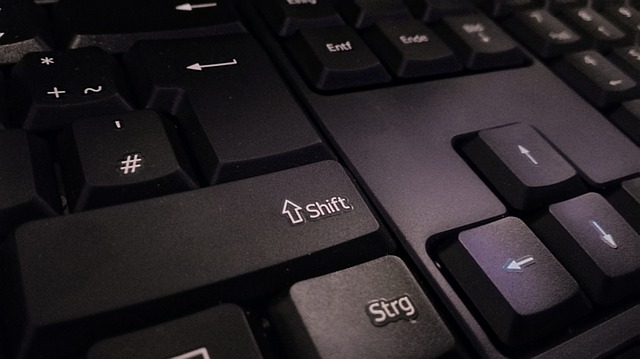קיצור מקשים Shift במערכת Windows 10